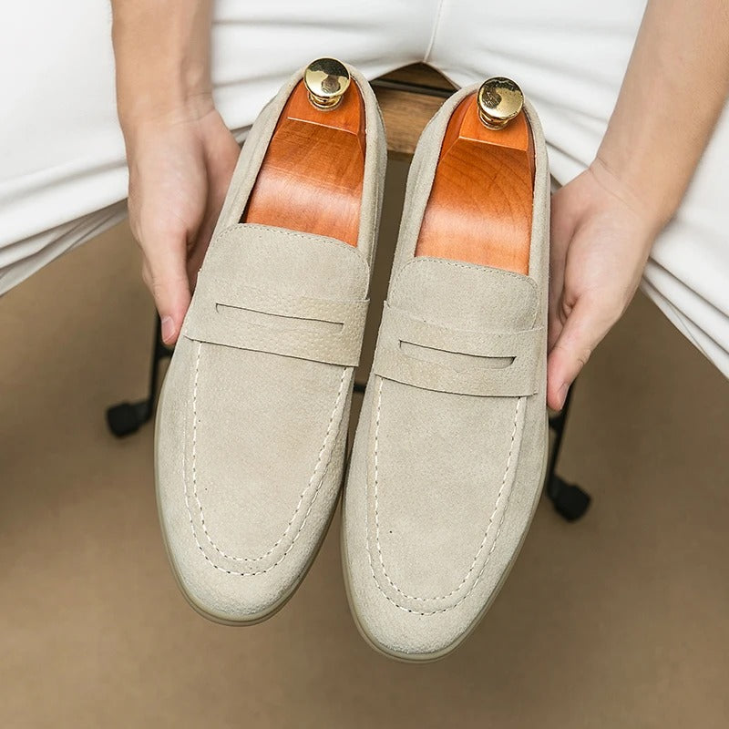 The Promenade - Herren Penny Loafer Wildleder im Old Money Stil – Klassische Loafer Schuhe für Männer