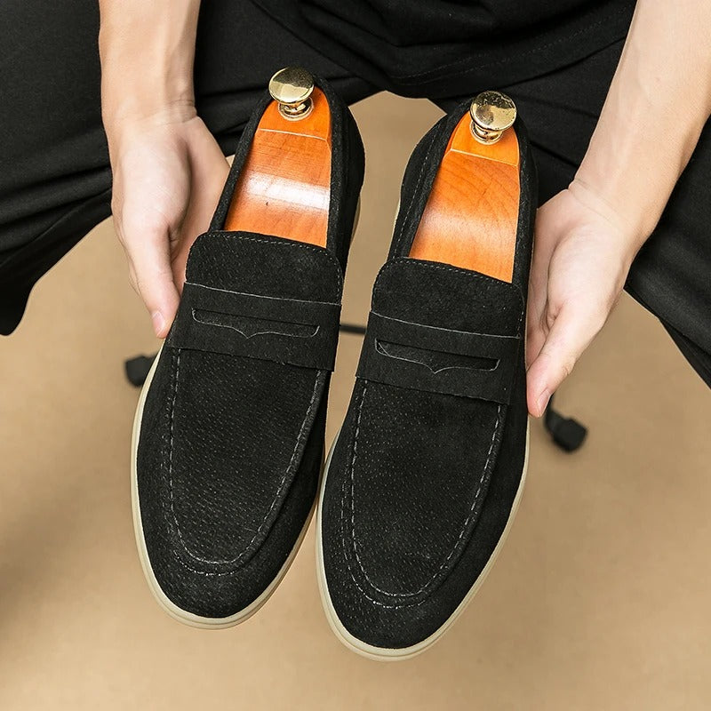The Promenade - Herren Penny Loafer Wildleder im Old Money Stil – Klassische Loafer Schuhe für Männer